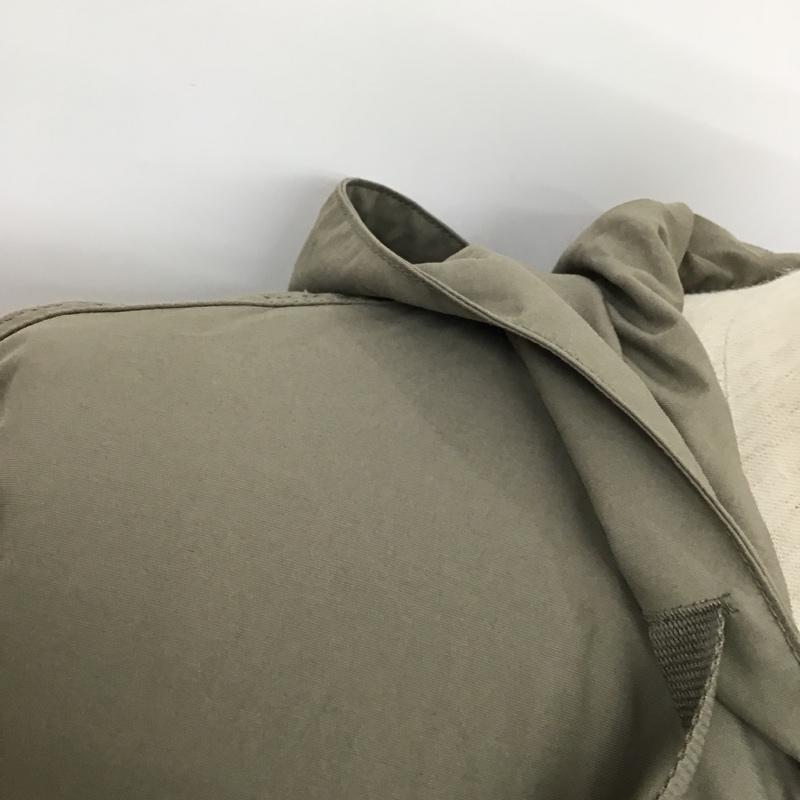 ユニクロ UNIQLO コート コート一般 L 無地 カーキ / カーキ / メンズ USED 古着 中古 10077715