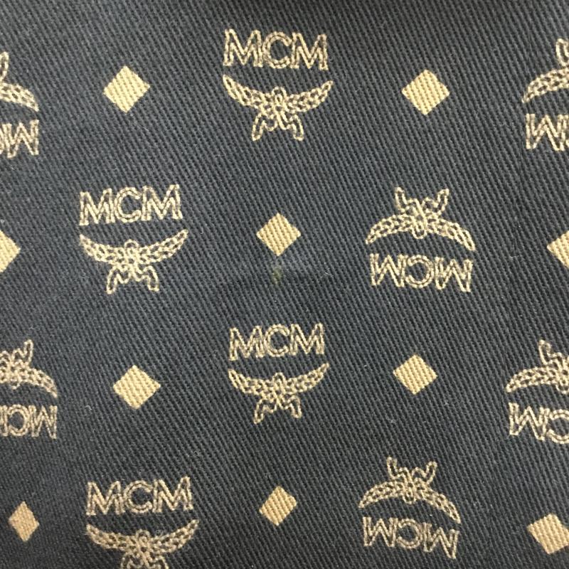 エムシーエム MCM コート コート一般 ロゴ 総柄 M ロゴ、文字 黒 / ブラック / レディース USED 古着 中古 10078706