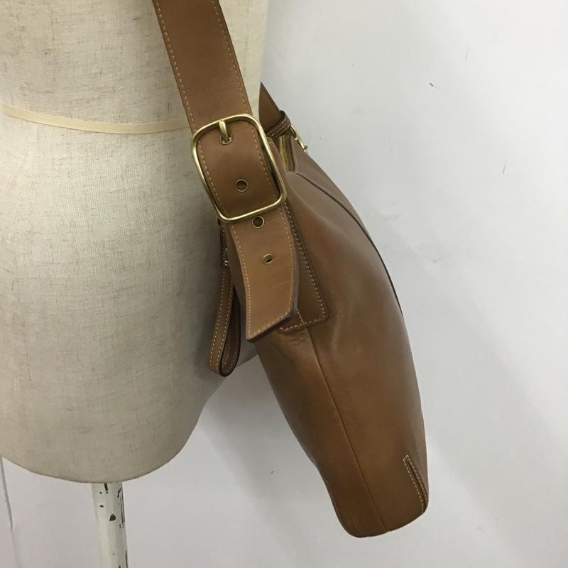 コーチ COACH ショルダーバッグ ショルダーバッグ 無地 茶 / ブラウン / レディース USED 古着 中古 10080656