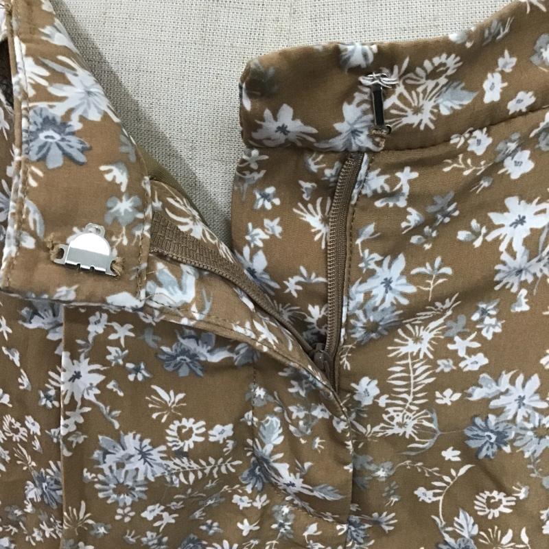アズールバイマウジー AZUL BY MOUSSY ボトムス ボトムス 250ASS31-K017 ワイドパンツ M 花柄 ベージュ / ベージュ / レディース USED 古着 中古 10082752