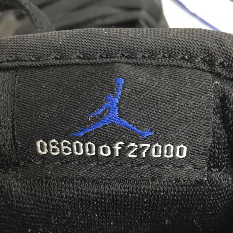 ナイキ NIKE スニーカー スニーカー AIR JORDAN 1 RETRO ROYAL 136066-041 2001年製 27000足限定 28.0cm ロゴ、文字 黒 / ブラック / X 青 / ブルー / メンズ USED 古着 中古 10082763