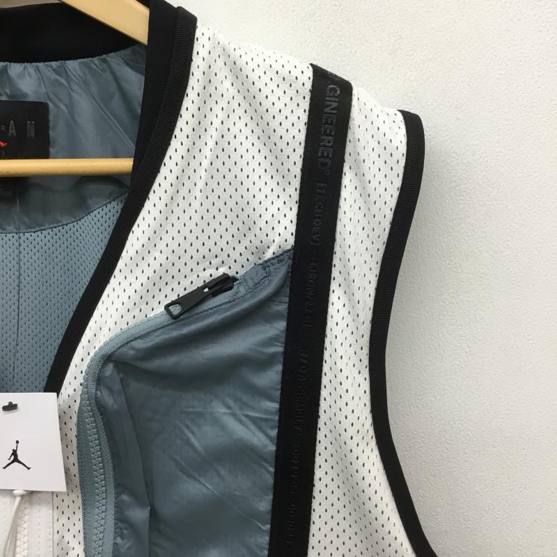 ジョーダンブランド JORDAN BRAND ベスト ベスト JORDAN 23 ENGINEERED VEST DM1387-030 メッシュ L 白 / ホワイト / X 黒 / ブラック / メンズ USED 古着 中古 10084457