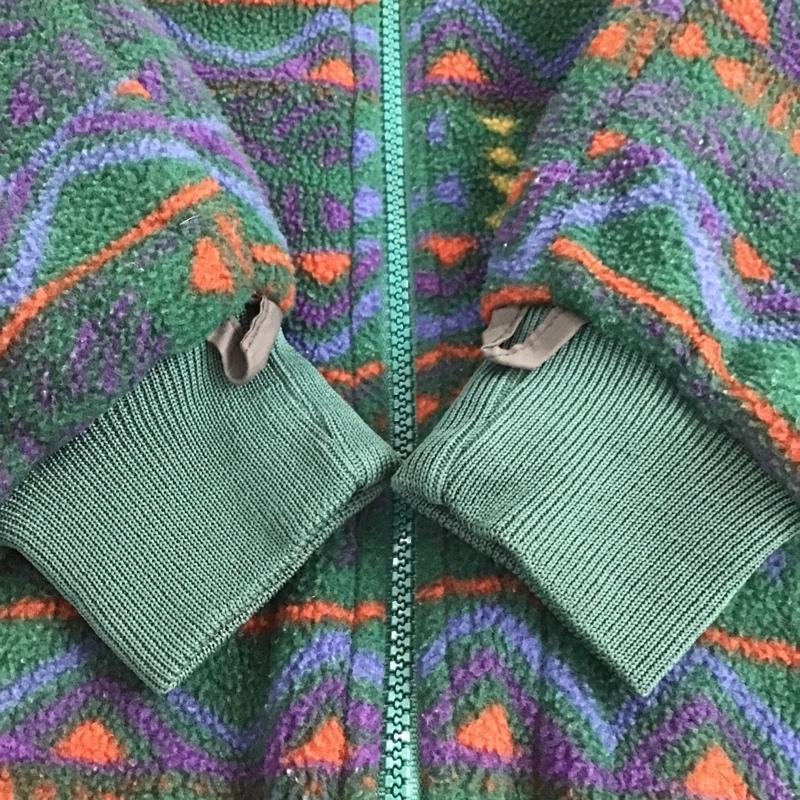 コロンビア Columbia ジャケット、上着 ジャケット、ブレザー WL674X 7653 フリース 総柄 緑 / グリーン / X 紫 / パープル / X 橙 / オレンジ / X 黄 / イエロー / レディース USED 古着 中古 10084610