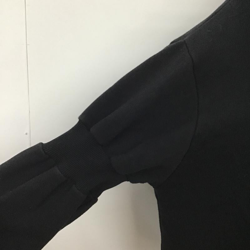 マルセロ・バーロン MARCELO BURLON パーカー 長袖 CWBB037E19B36075 フロントロゴパーカー S 無地 黒 / ブラック / メンズ USED 古着 中古 10084838