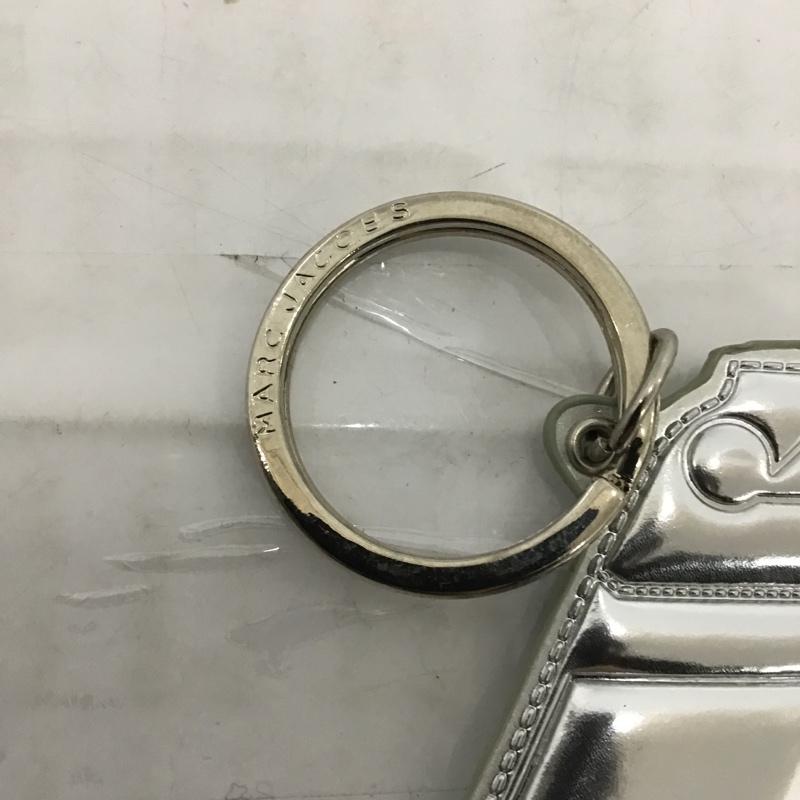 マークジェイコブス MARCJACOBS キーホルダー キーホルダー キーチャーム 無地 銀 / シルバー / レディース USED 古着 中古 10085205