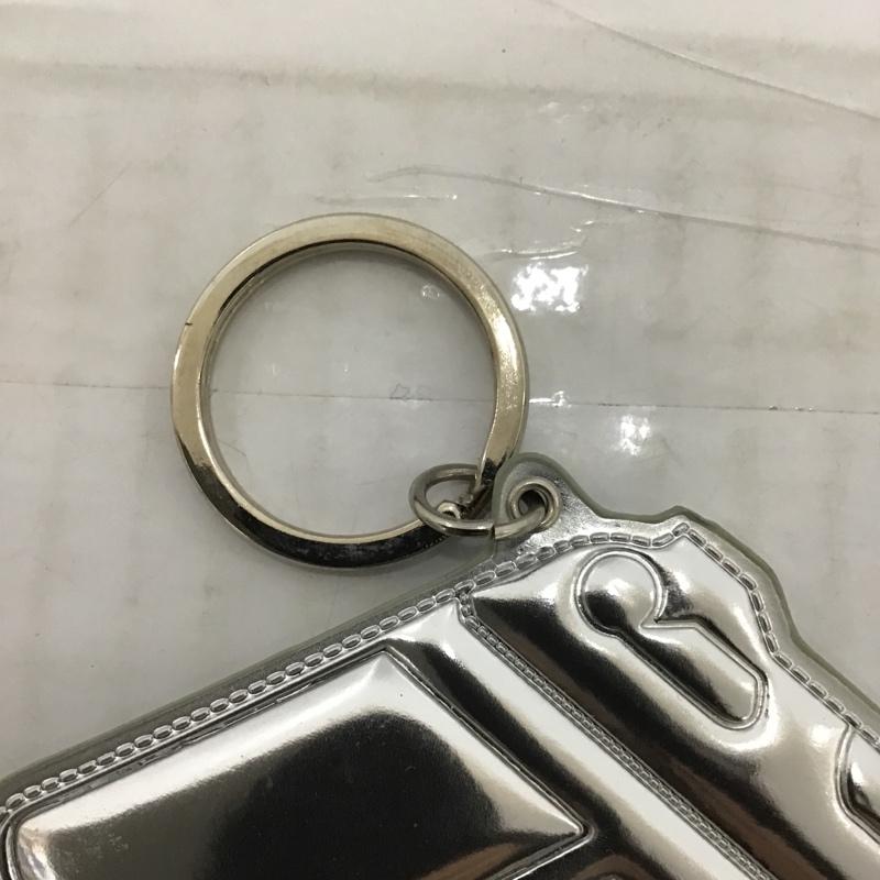 マークジェイコブス MARCJACOBS キーホルダー キーホルダー キーチャーム 無地 銀 / シルバー / レディース USED 古着 中古 10085205