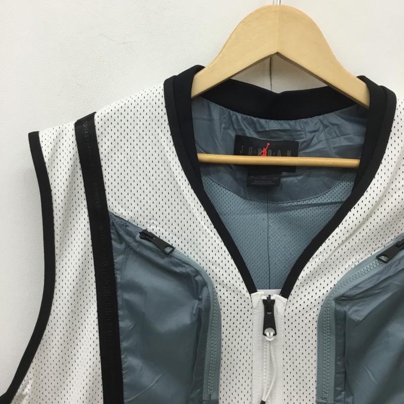ジョーダンブランド JORDAN BRAND ベスト ベスト AS M J 23ENG STMT VESTDM1387-030 3L 白 / ホワイト / X 黒 / ブラック / メンズ USED 古着 中古 10085224