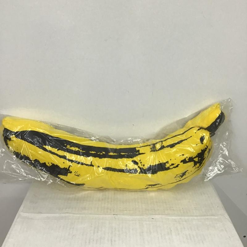 アベイシングエイプ A BATHING APE ファッション小物 ファッション小物 ABC CAMO BANANA CUSHION クッション バナナ MEDICOM TOY ANDY WARHOL 黄 / イエロー / X 黒 / ブラック / メンズ USED 古着 中古 10086978