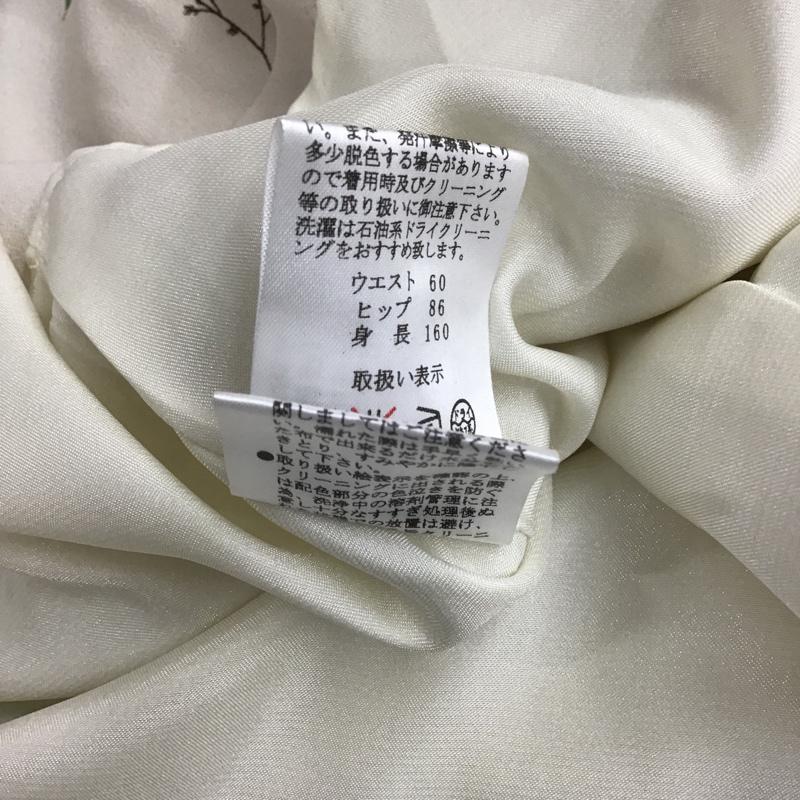 レッセパッセ LAISSE PASSE スカート ミニスカート 36 総柄 X 花柄 マルチカラー / マルチカラー / レディース USED 古着 中古 10088287