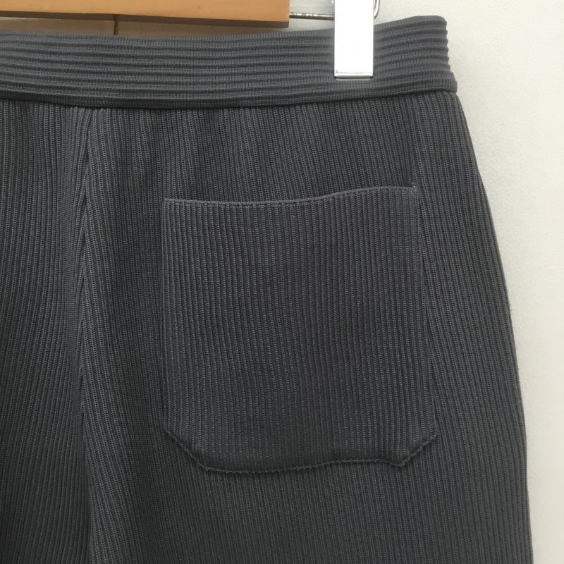 パブリックトウキョウ PUBLIC TOKYO ボトムス ボトムス YOUTH ユース プリーツ ニット パンツ 1 無地 灰 / グレー / メンズ USED 古着 中古 10089324