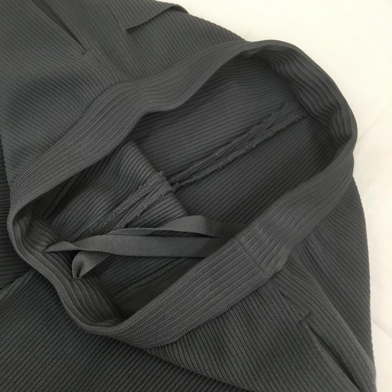 パブリックトウキョウ PUBLIC TOKYO ボトムス ボトムス YOUTH ユース プリーツ ニット パンツ 1 無地 灰 / グレー / メンズ USED 古着 中古 10089324