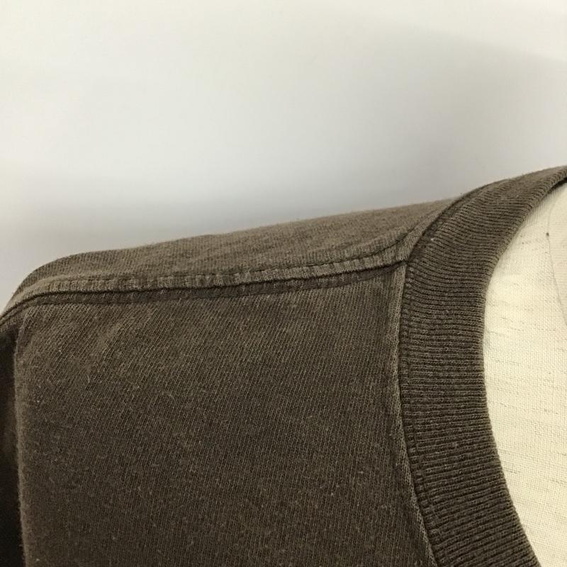 カーハート Carhartt Tシャツ 半袖 K87 DKB ポケットT ロゴ、文字 ダークブラウン / ダークブラウン /  メンズ USED 古着 中古 10089461