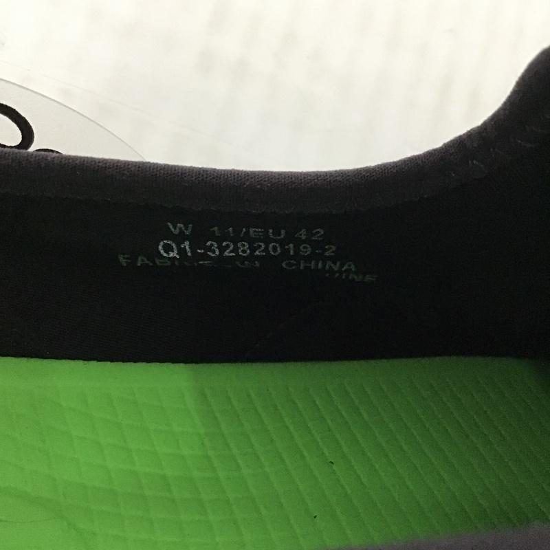 ウーフォーム OOfoam スリッポン スリッポン Fibre OOFOS W11 EU42 箱有 ロゴ、文字 ダークグレー / ダークグレー / メンズ USED 古着 中古 10090145