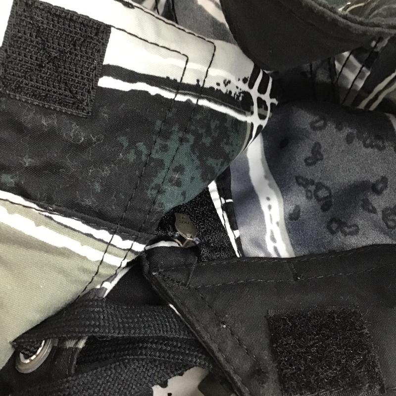 ボルコム VOLCOM パンツ ショートパンツ サーフショーツ 30 総柄 マルチカラー / マルチカラー / メンズ USED 古着 中古 10090239