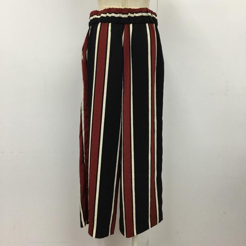ザラティーアールエフ ZARA TRF ボトムス ボトムス ストライプ カジュアルパンツ フォーマルパンツ 26 ストライプ 白 / ホワイト / X 黒 / ブラック / X 赤 / レッド / レディース USED 古着 中古 10090317