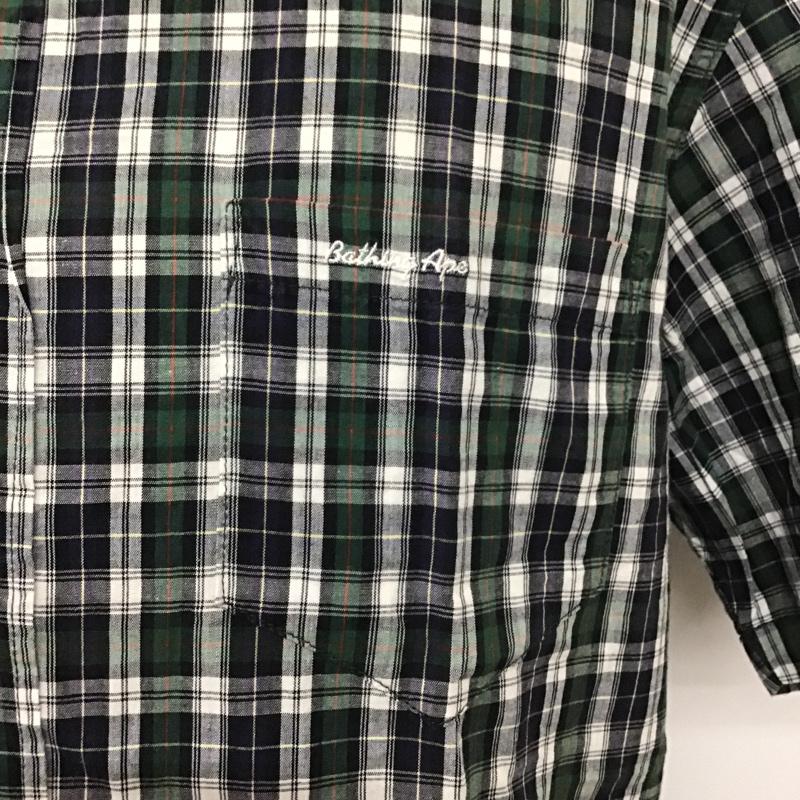 アベイシングエイプ A BATHING APE シャツ、ブラウス 半袖 ボタンダウン チェック L ロゴ、文字 白 / ホワイト / X 紺 / ネイビー / X 緑 / グリーン / X 赤 / レッド /  メンズ USED 古着 中古 10090938
