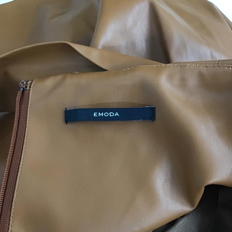 エモダ EMODA パンツ ショートパンツ 041750750001-01 フェイクレザーハイウエストショートパンツ S 無地 キャメル / キャメル / レディース USED 古着 中古 10091413