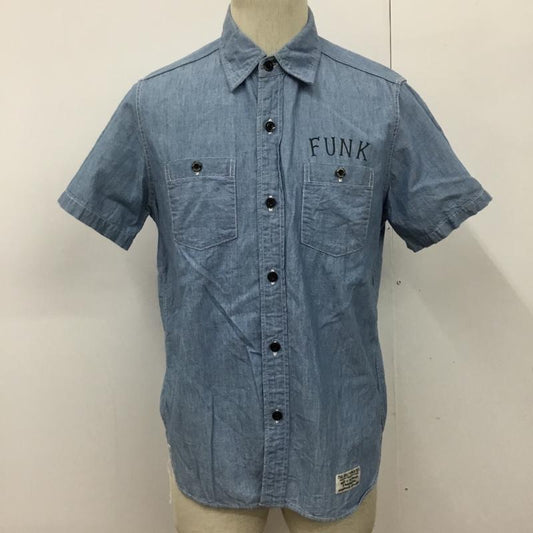 ギルティーパーティーズ GUILTYPARTIES シャツ、ブラウス 半袖 WACKOMARIA FUNK シャンブレー S ロゴ、文字 青 / ブルー /  メンズ USED 古着 中古 10091697