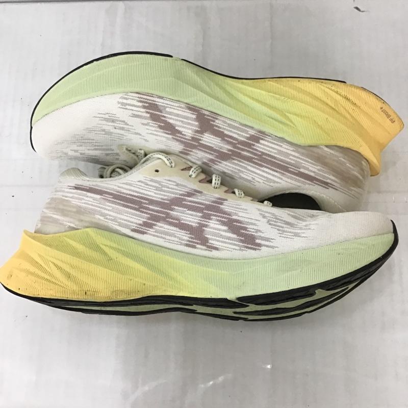 アシックス ASICS スニーカー スニーカー 1011B458-101 NOVABLAST 3 26.5cm 箱有 26.5cm ロゴ、文字 オフホワイト / オフホワイト / X 茶 / ブラウン / X 薄緑 / ライトグリーン / X 黄 / イエロー / メンズ USED 古着 中古 10092727