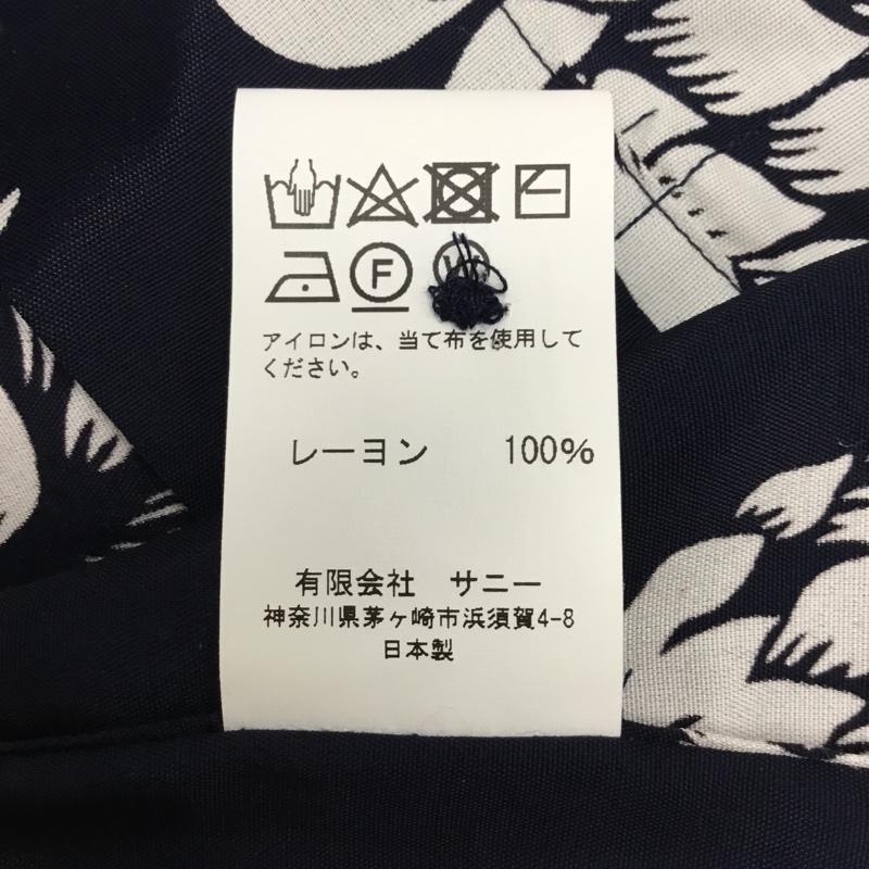 タウンクラフト TOWNCRAFT シャツ、ブラウス 半袖 ノーカラー Vネック パイナップル アロハシャツ M 総柄 紺 / ネイビー / X 白 / ホワイト /  メンズ USED 古着 中古 10093520