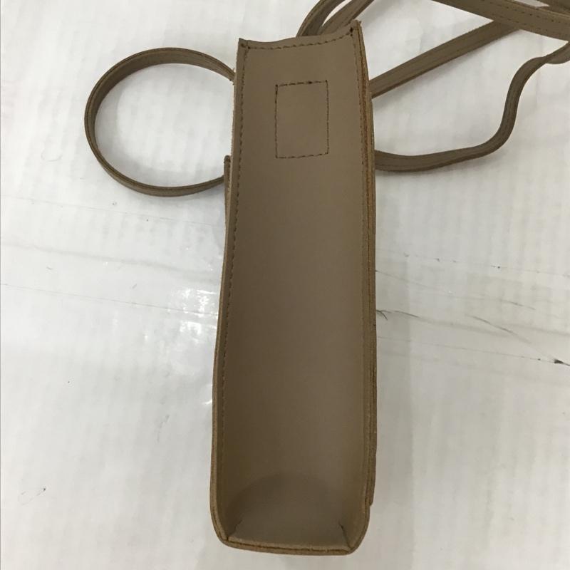 古着 USED ショルダーバッグ ショルダーバッグ スクエア ロゴ、文字 グレージュ / グレージュ / レディース USED 古着 中古 10093710