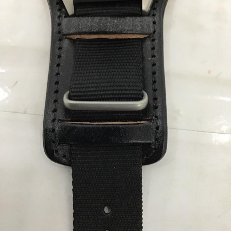マウトリーコンテーラー MOUT RECON TAILOR 腕時計 アナログ(クォーツ式) MRG-005 ミリタリーウォッチ N.W.C × LOWERCASE × MOUT WATCH ロゴ、文字 黒 / ブラック / メンズ USED 古着 中古 10093929