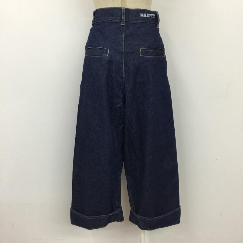 ミルクフェド MILKFED. パンツ デニム、ジーンズ 03181605 ワイドパンツ S ロゴ、文字 インディゴ / インディゴ / レディース USED 古着 中古 10095006