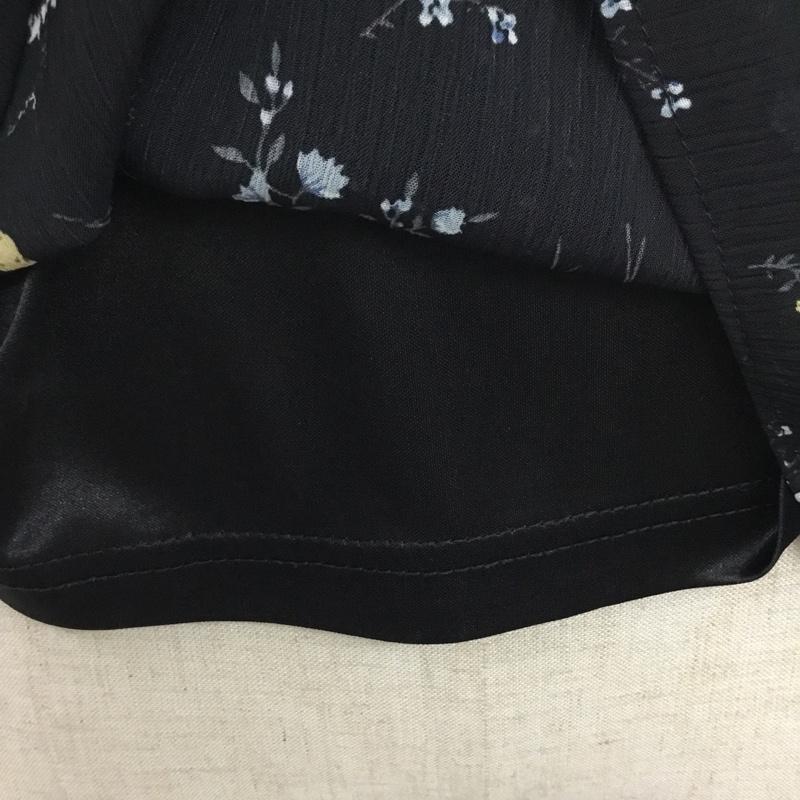 チャオパニック CIAOPANIC カットソー 半袖 141734 フレアスリーブ FREE 花柄 黒 / ブラック / レディース USED 古着 中古 10095586