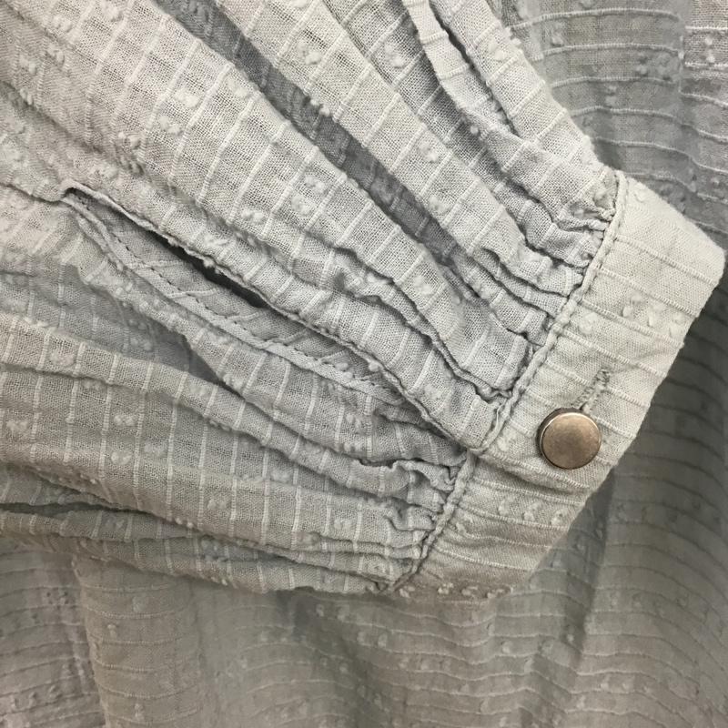 ザラ ZARA シャツ、ブラウス 長袖 ノーカラーシャツ 長袖シャツ 前開シャツ フレア パフスリーブカットソー XS 総柄 水色 / ライトブルー / レディース USED 古着 中古 10095831