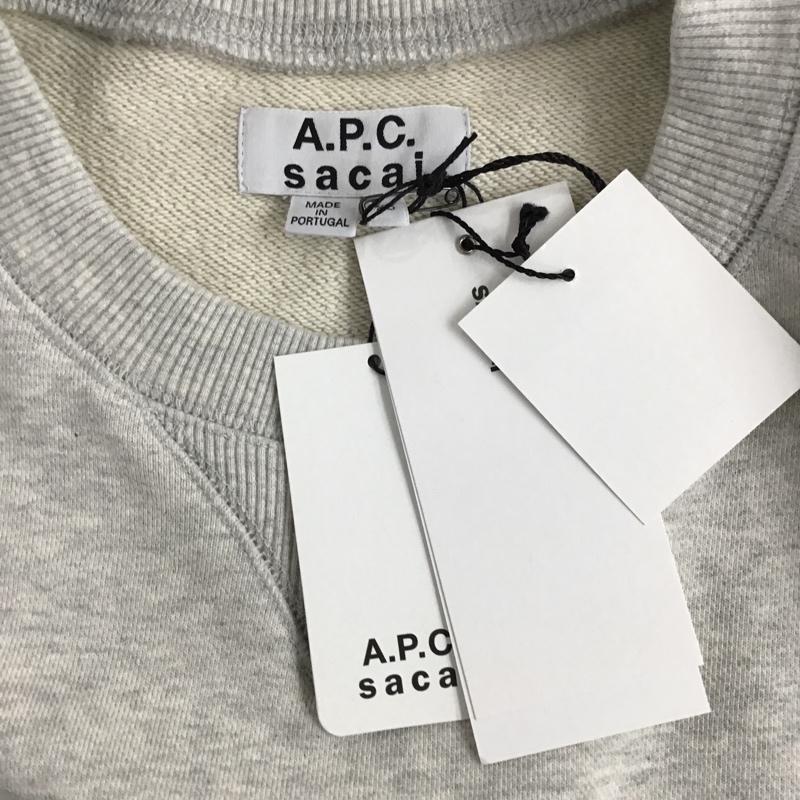 サカイ Sacai トレーナー 長袖 21-0296S sacai×A.P.C.ロゴスウェット コラボ 長袖カットソー トレーナー XS ロゴ、文字 灰 / グレー / メンズ USED 古着 中古 10096021