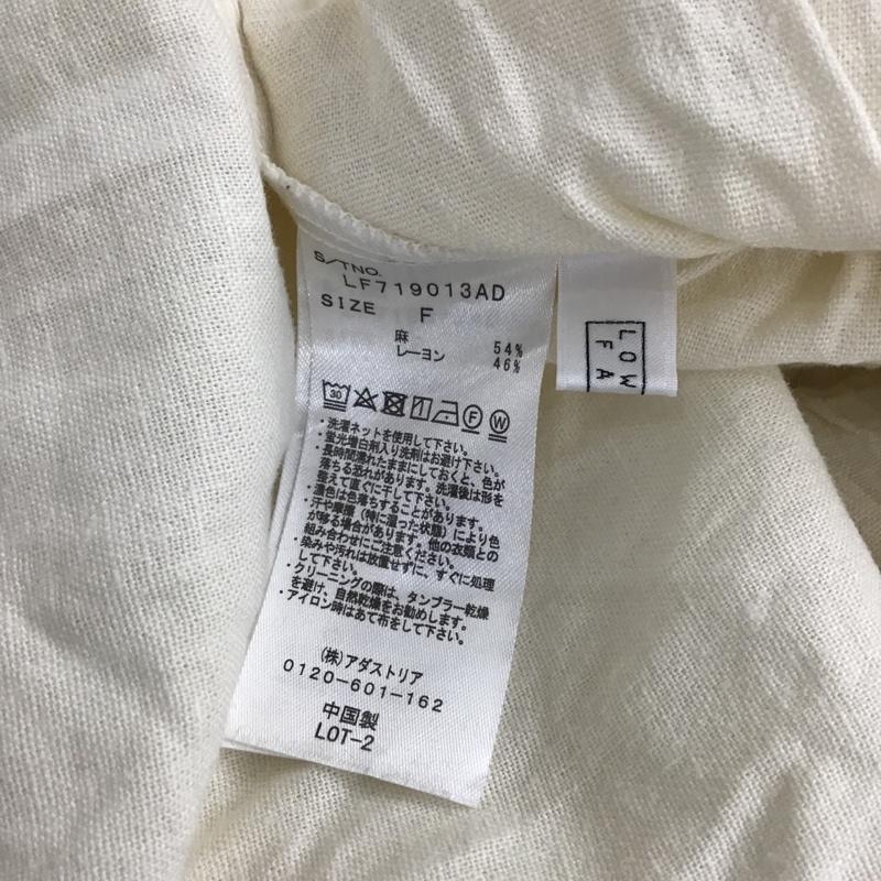 ローリーズファーム LOWRYS FARM ワンピース ロングスカート LF719013AD ロングスカートワンピース 長袖ワンピース クルーネック 前開ワンピース FREE 無地 白 / ホワイト / レディース USED 古着 中古 10096307