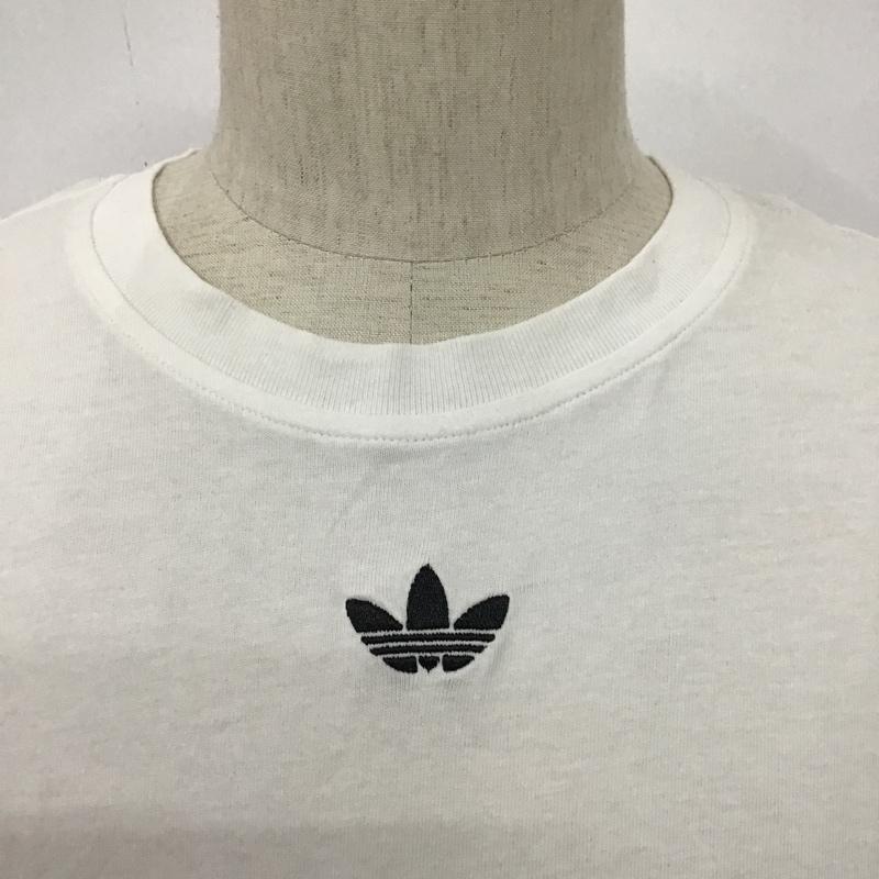 アディダス adidas Tシャツ 半袖 DU8536Tシャツ 半袖カットソー スポーツウェア クルーネックカットソー M ロゴ、文字 白 / ホワイト / メンズ USED 古着 中古 10096974