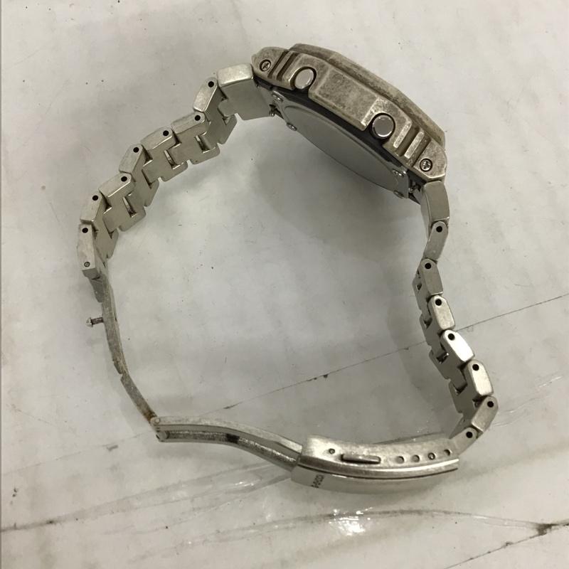 ジーショック G-SHOCK 腕時計 アナログ(クォーツ式) GA-2100 STAINLESS 箱有 カスタム ロゴ、文字 銀 / シルバー / メンズ USED 古着 中古 10097036