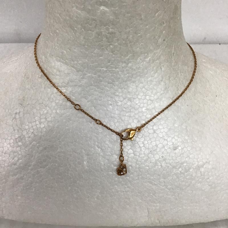 スワロフスキー SWAROVSKI アクセサリー ネックレス、ペンダント しずく 無地 金 / ゴールド / X 紫 / パープル / レディース USED 古着 中古 10098504
