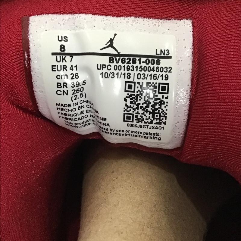 ナイキ NIKE スニーカー スニーカー BV6281-006 AIR JORDAN 7 RETRO SP 26cm 箱有 26.0cm ロゴ、文字 銀 / シルバー / X 黒 / ブラック / X えんじ / ワインレッド / メンズ USED 古着 中古 10098631