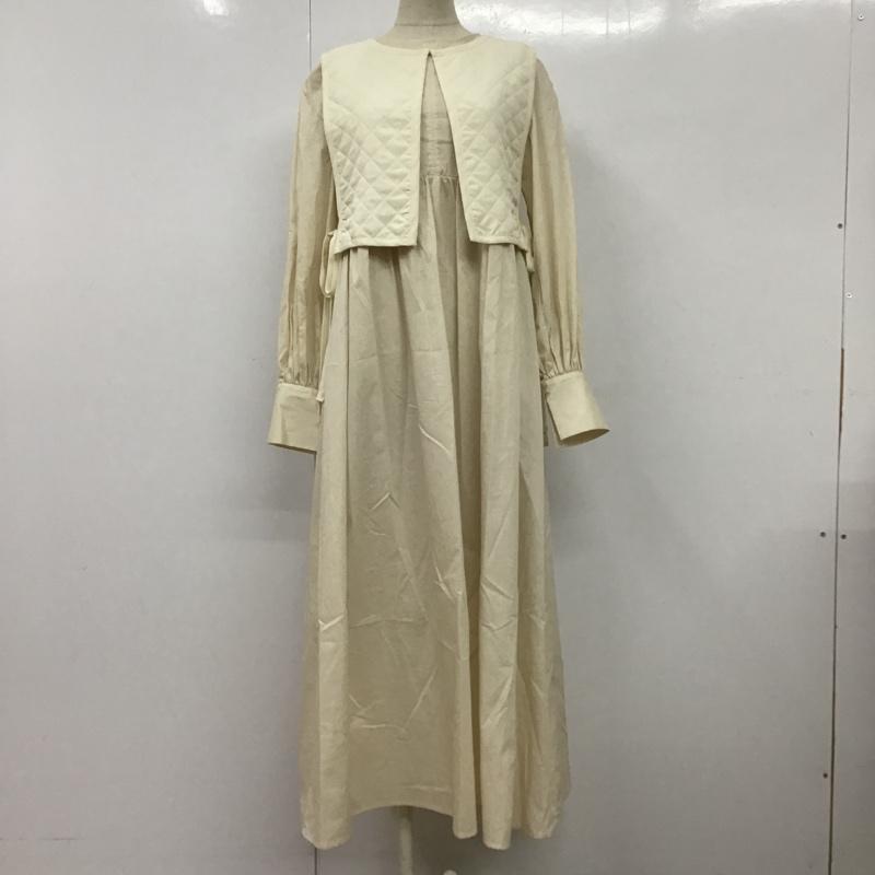 ダブルクローゼット w closet ワンピース ロングスカート 350059 キルティングベスト&ワンピース セット 無地 アイボリー / アイボリー / レディース USED 古着 中古 10099048