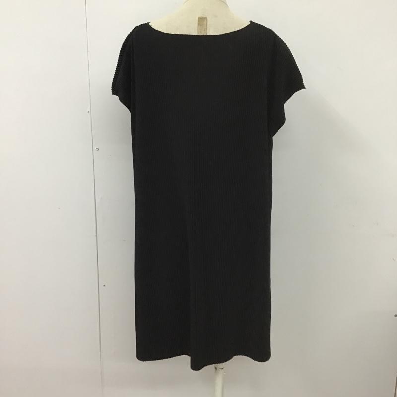 アズールバイマウジー AZUL BY MOUSSY カットソー 半袖 250ESS80-472D イージープリーツトップス M 無地 黒 / ブラック / レディース USED 古着 中古 10099057