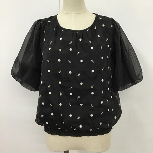 エヘカソポ ehka sopo カットソー 半袖 TYT-1710113 半袖カットソー 花柄カットソー パフスリーブカットソー ショート丈カットソー FREE 花柄 黒 / ブラック /  レディース USED 古着 中古 10099082