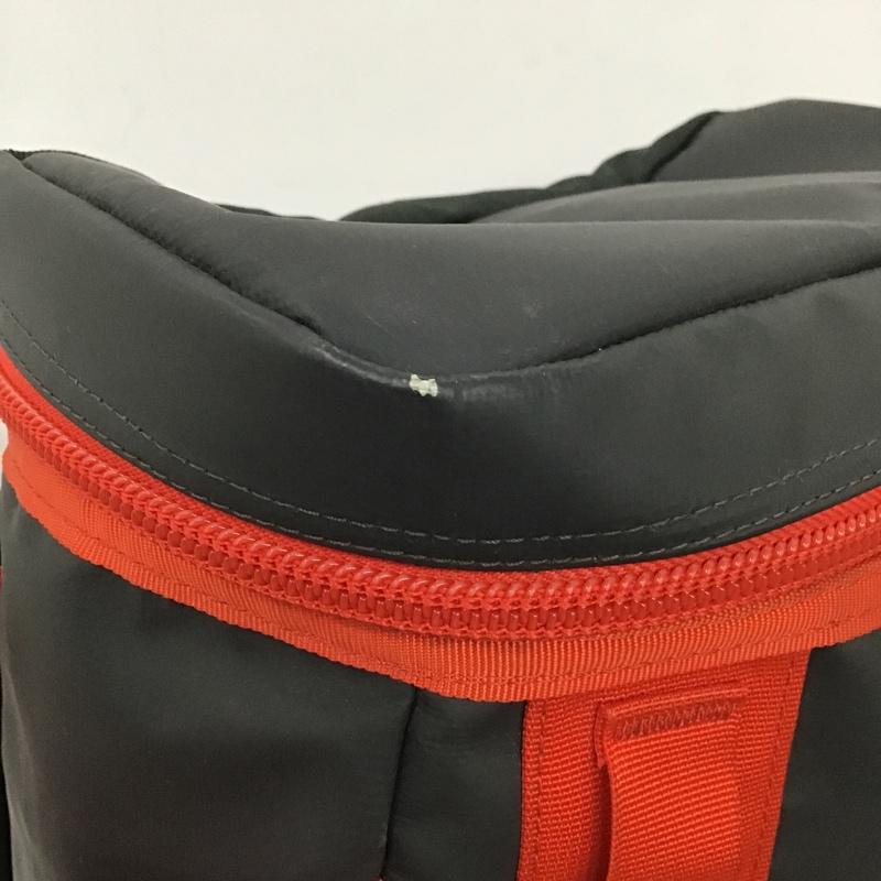 ザノースフェイス THE NORTH FACE リュックサック、デイパック リュックサック、デイバッグ NMU81900 BCヒューズボックス スクエア ロゴ、文字 灰 / グレー / X 赤 / レッド / メンズ USED 古着 中古 10099304