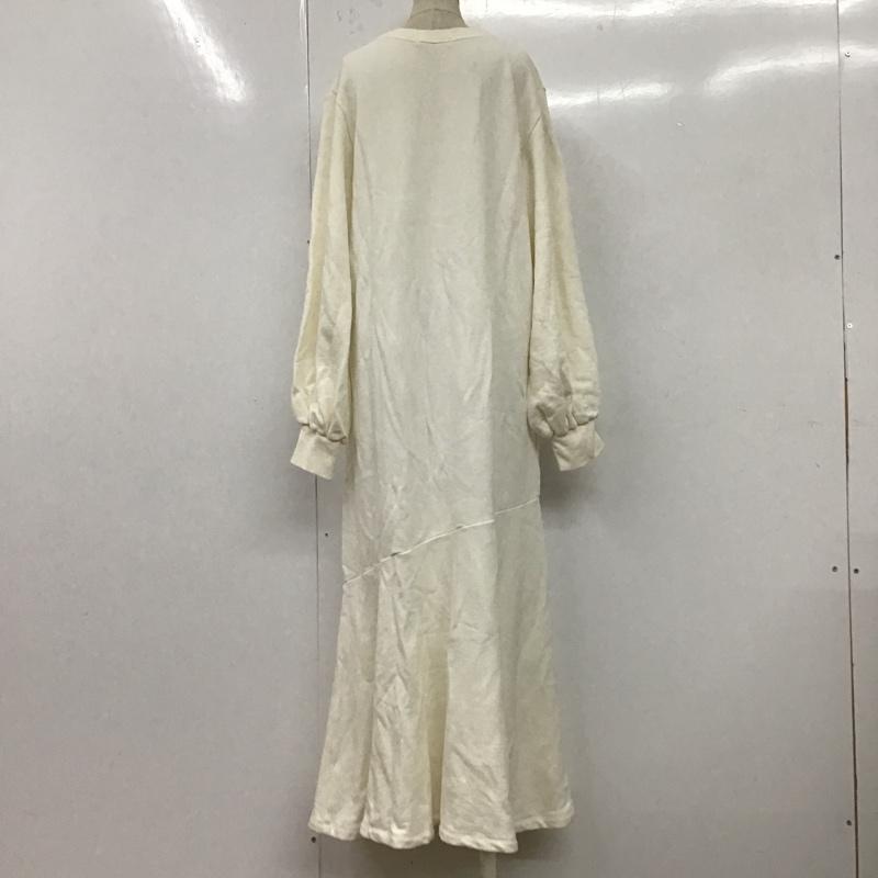 ダブルクローゼット w closet ワンピース ロングスカート FREE 無地 白 / ホワイト / レディース USED 古着 中古 10099419