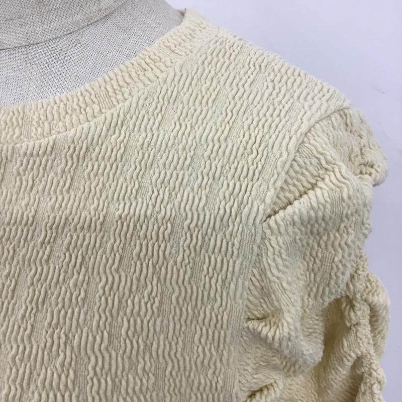アズールバイマウジー AZUL BY MOUSSY カットソー 半袖 250FSC80-293D サーフェスチェンジデザイントップス 半袖カットソー ストレッチ クルーネックカットソー S 無地 アイボリー / アイボリー / レディース USED 古着 中古 10099424