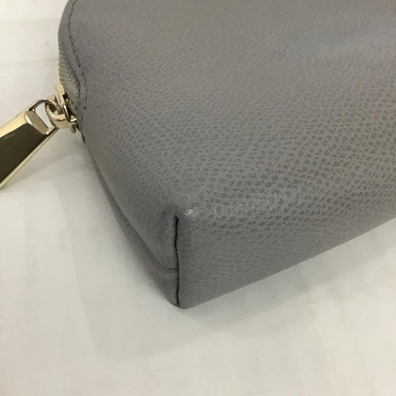 フルラ FURLA ポーチ ポーチ ロゴ、文字 灰 / グレー / レディース USED 古着 中古 10099459