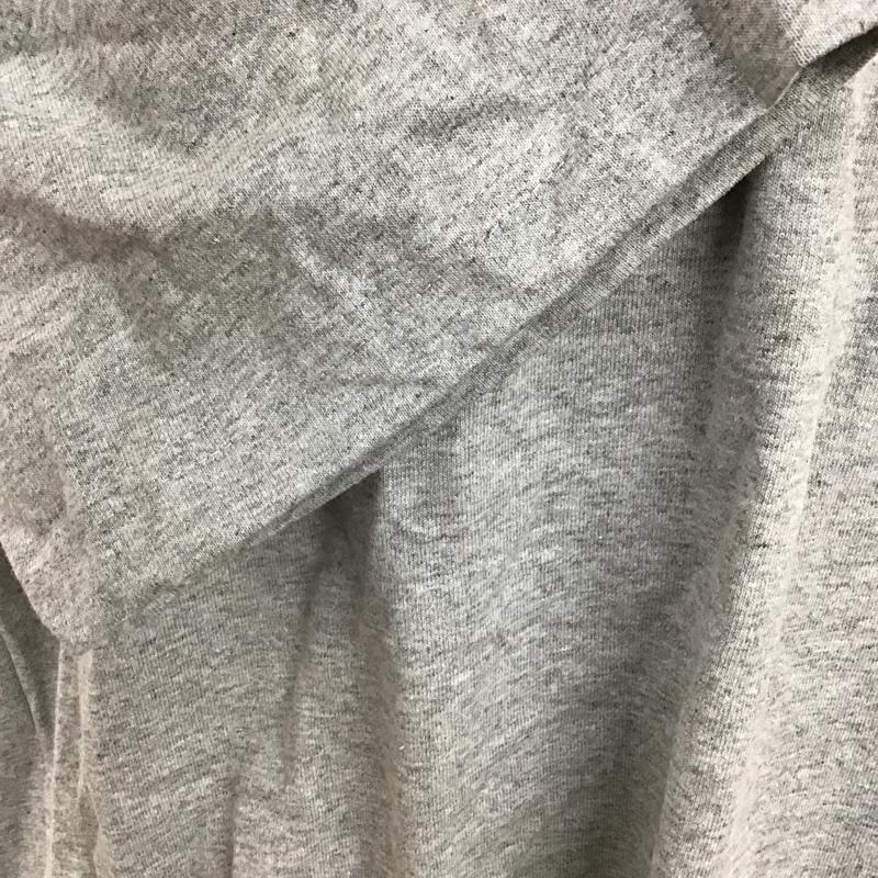 カーハート Carhartt Tシャツ 半袖 K87-M ワークウェア 半袖カットソー Tシャツ ポケットTシャツ クルーネックカットソー XL ロゴ、文字 灰 / グレー / メンズ USED 古着 中古 10099592