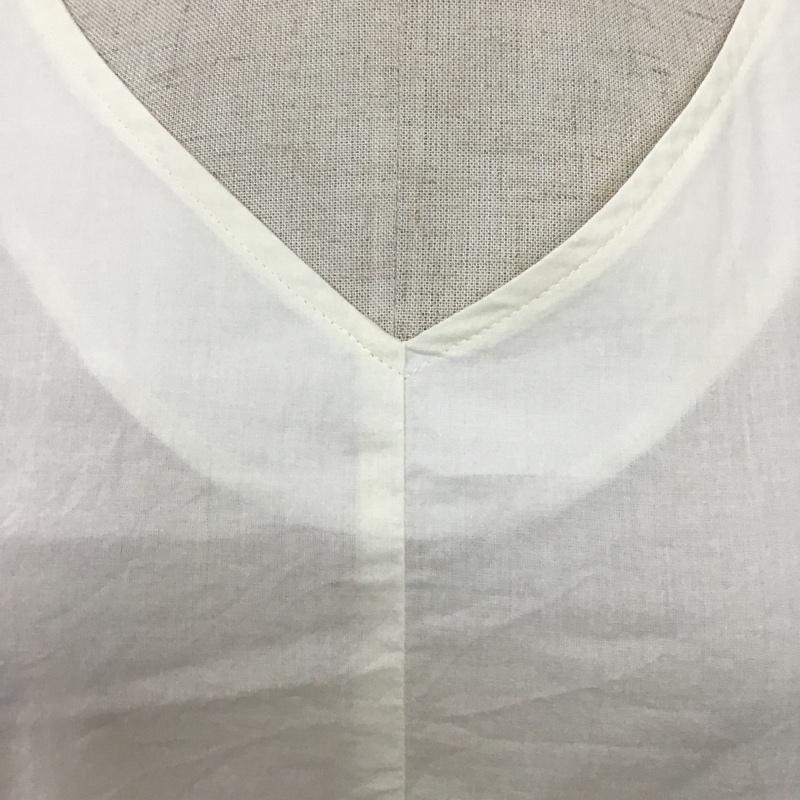 シップスカラーズ SHIPS COLORS カットソー 半袖 半袖カットソー 半袖Tシャツ 無地Tシャツ Vネックカットソー FREE 無地 オフホワイト / オフホワイト / レディース USED 古着 中古 10099594