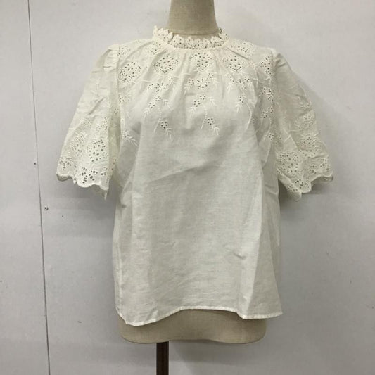 マウジー MOUSSY カットソー 半袖 010CSS30-1270 LACE EMBROIDERY BLOUSE スカラップ FREE 刺繍 オフホワイト / オフホワイト /  レディース USED 古着 中古 10099644