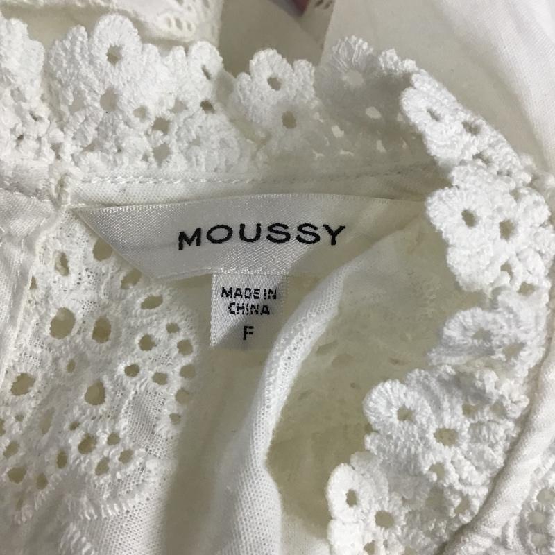 マウジー MOUSSY カットソー 半袖 010CSS30-1270 LACE EMBROIDERY BLOUSE スカラップ FREE 刺繍 オフホワイト / オフホワイト /  レディース USED 古着 中古 10099644