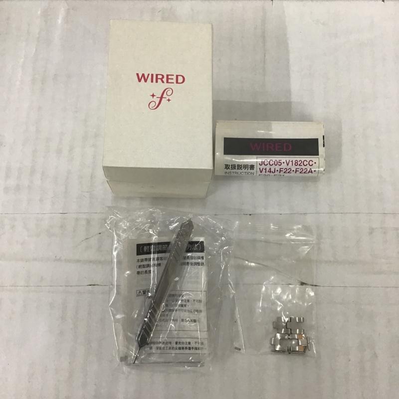 ワイアード WIRED 腕時計 アナログ(クォーツ式) V117-0DV0 ソーラー 箱有 ロゴ、文字 銀 / シルバー / X 金 / ゴールド / レディース USED 古着 中古 10099803