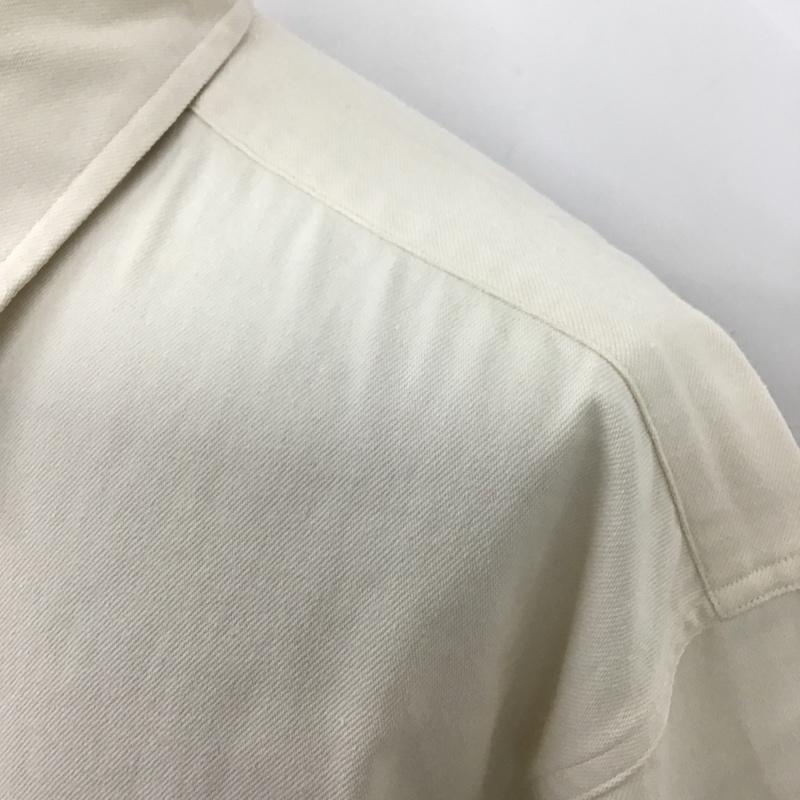 カールヘルム KARLHELMUT シャツ、ブラウス 長袖 長袖シャツ カラーシャツ ポケットシャツ 長袖カットソー M ロゴ、文字 白 / ホワイト / メンズ USED 古着 中古 10100734