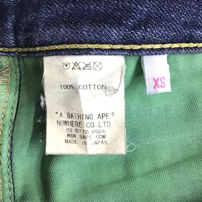 アベイシングエイプ A BATHING APE パンツ ショートパンツ ショートパンツ ハーフパンツ カジュアルパンツ デニムパンツ XS ロゴ、文字 X 刺繍 インディゴ / インディゴ /  レディース USED 古着 中古 10100902