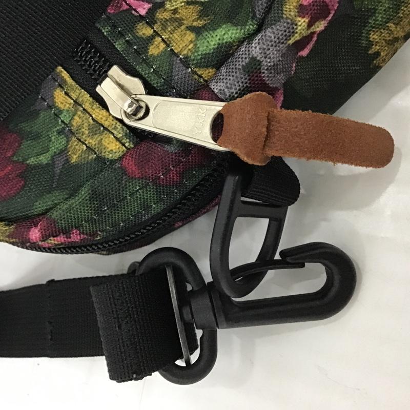 グレゴリー GREGORY ショルダーバッグ ショルダーバッグ QUICK POCKET M ロゴ 花柄 マルチカラー / マルチカラー / メンズ USED 古着 中古 10101021